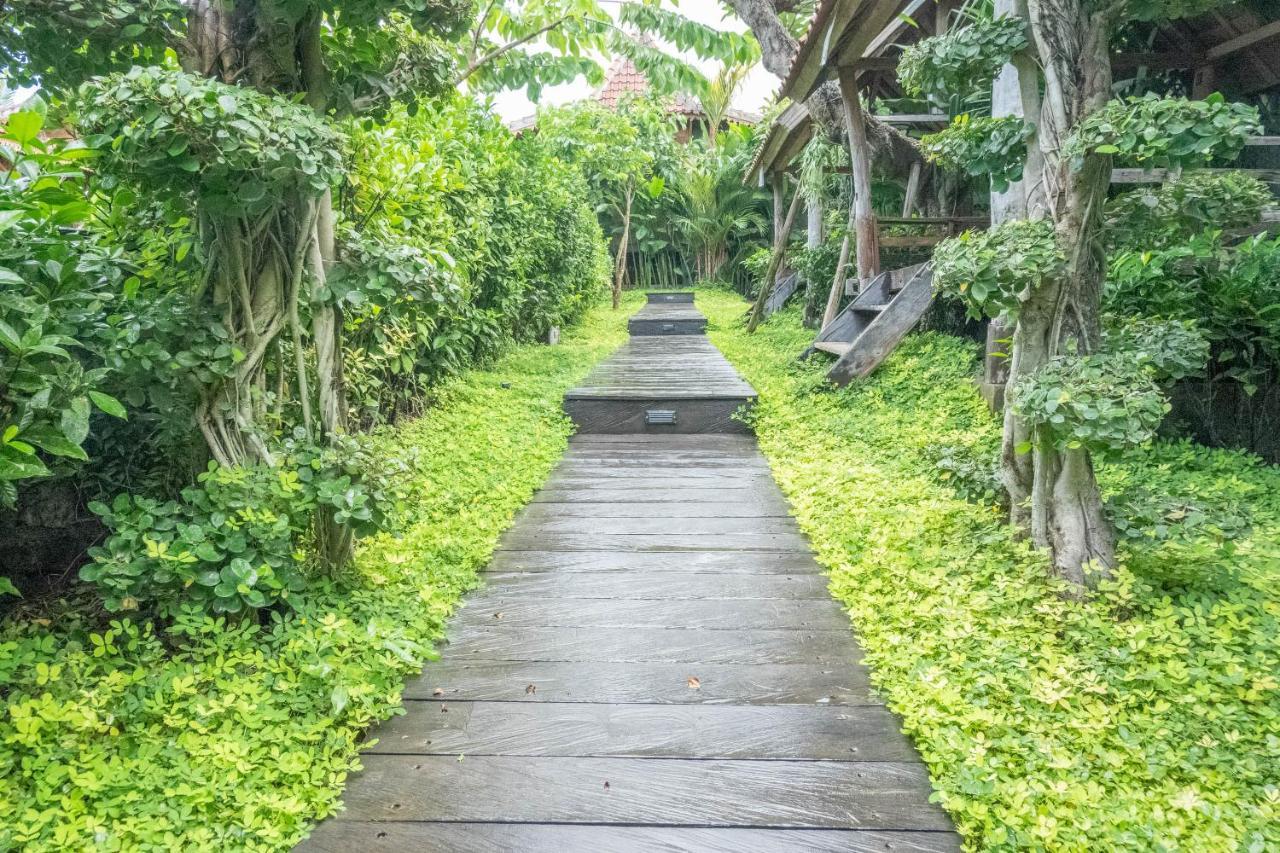 Bajalo Cottage Canggu Экстерьер фото